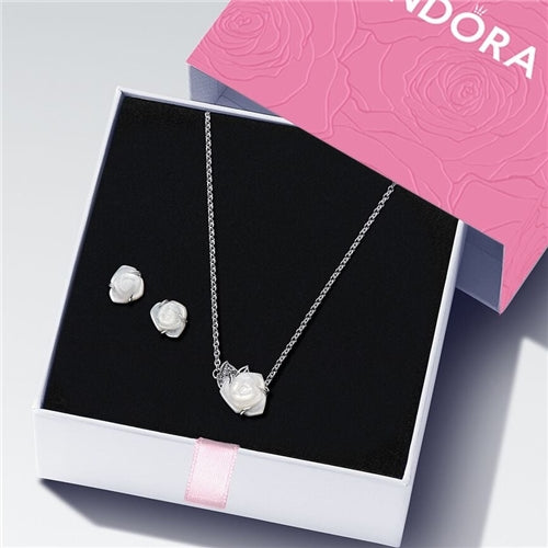 White Rose in Bloom Jewellery Gift Set
