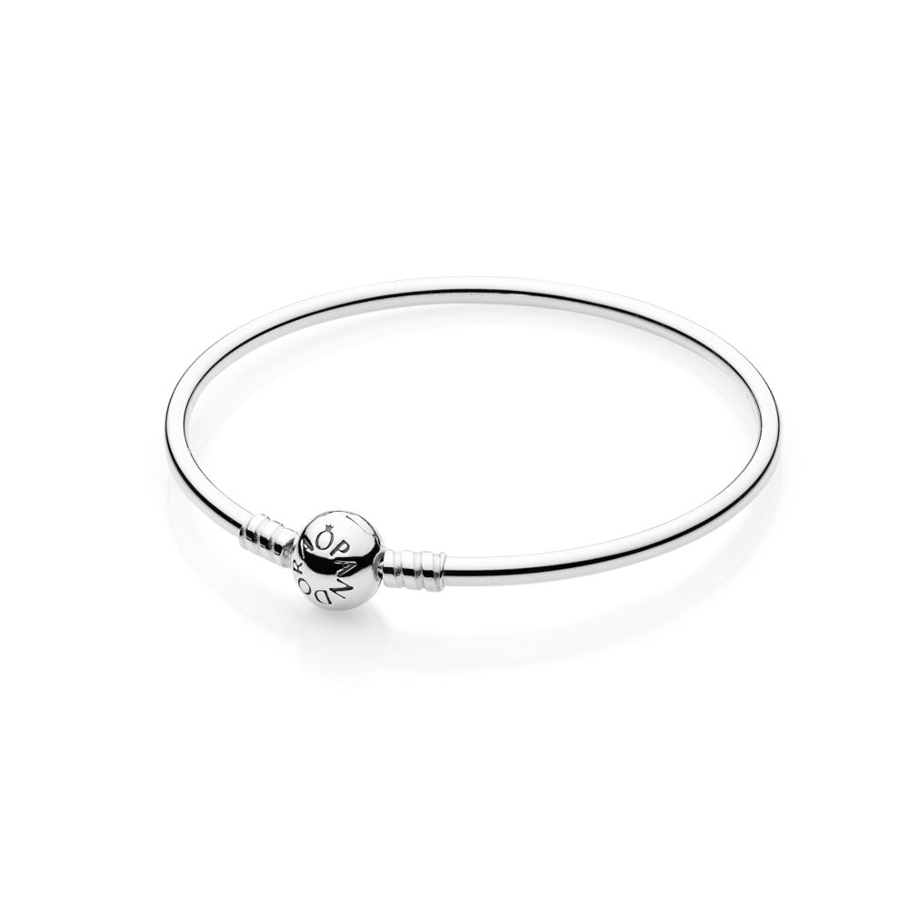 Pandora Moments Round Clasp Bangle