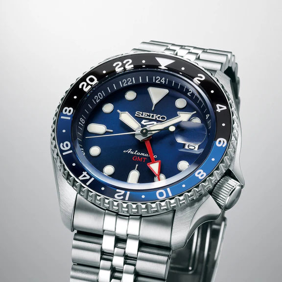 Seiko 5 Sport - Automatic GMT SSK003