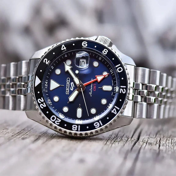 Seiko 5 Sport - Automatic GMT SSK003