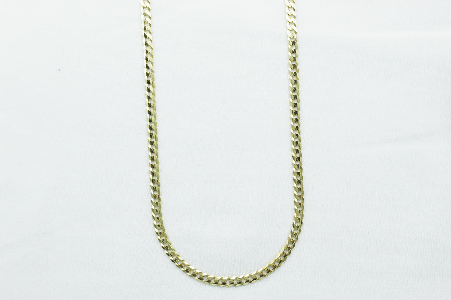 Medium Faceted Curb Link Chain in 10K (4.9mm x 1.2mm)
