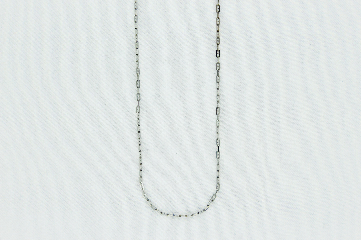 Dainty Gucci Link Chain in 18K (1.2mm x 1.2mm)