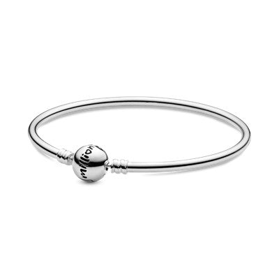 Pandora Moment One In A Million Clasp Bangle