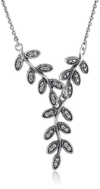 Sparkling Leaves Necklace